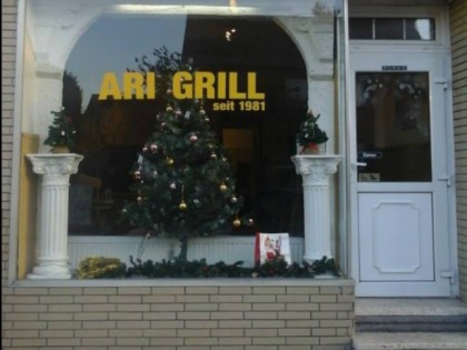 Photo: ARI GRILL